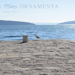 Apartment Ornamenta, Kastela
